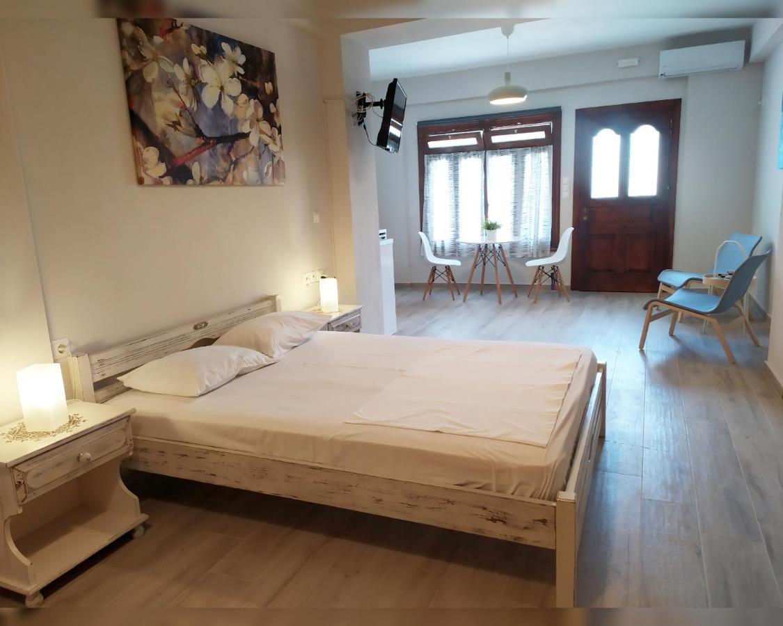 Elias Apartments Nydrí Eksteriør bilde